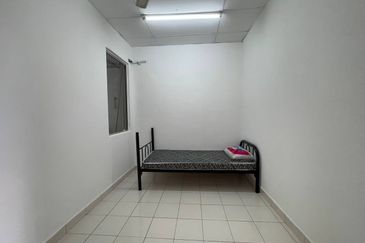 Apartment Pusat Komersial Amaniah, Batu Caves, Selangor