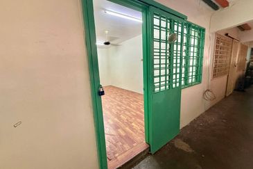 Anggerik Apartment, Seri Kembangan