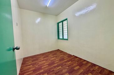 Anggerik Apartment, Seri Kembangan