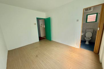 Anggerik Apartment, Seri Kembangan