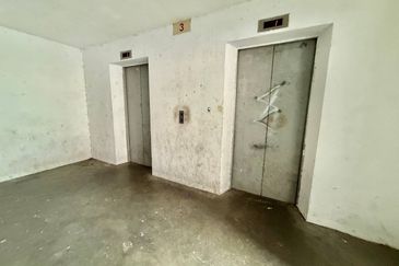 Anggerik Apartment, Seri Kembangan