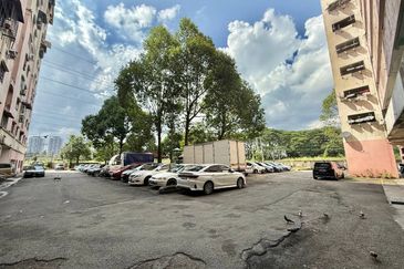 Anggerik Apartment, Seri Kembangan