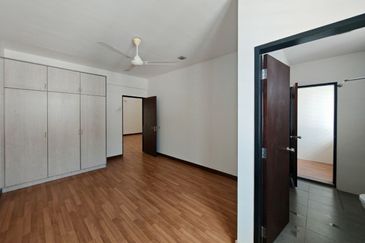 Saffron Hills @ Denai Alam