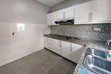 Saffron Hills @ Denai Alam