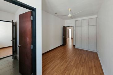 Saffron Hills @ Denai Alam