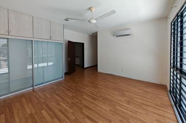 Saffron Hills @ Denai Alam