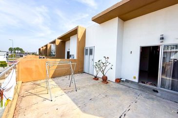 Casa Bluebell @ Cybersouth