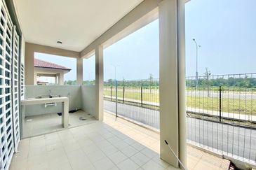 TAMAN BAYU INDERA, LUKUT