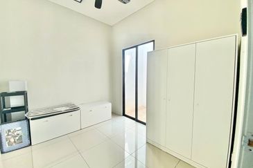 TAMAN BAYU INDERA, LUKUT