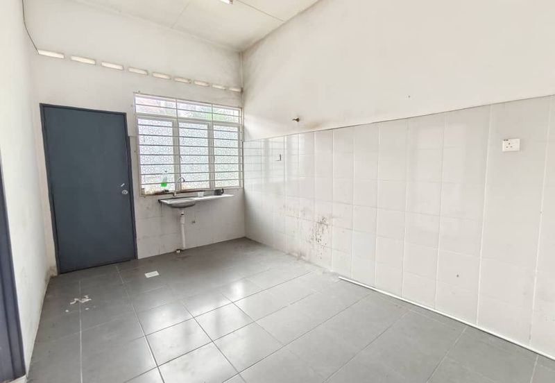 Taman Bahtera, Jalan Kebun Baru