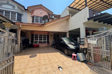 Jalan SP 9 @ Bandar Saujana Putra