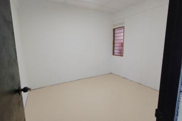 TAMAN MERLIMAU UTARA