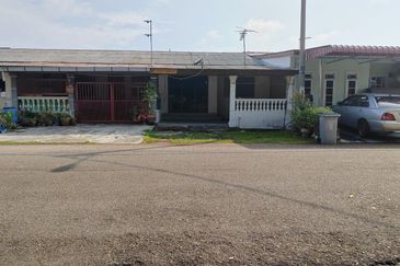 TAMAN MERLIMAU UTARA