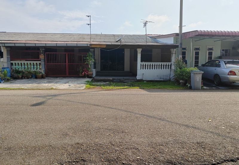 TAMAN MERLIMAU UTARA