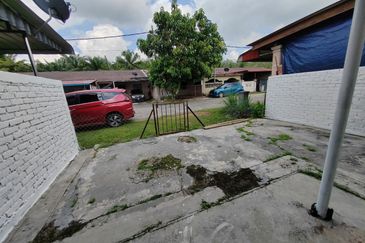 TAMAN SERI CHINCHIN (RUMAH AWAM)