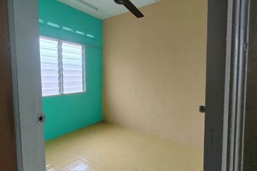 TAMAN SERI CHINCHIN (RUMAH AWAM)