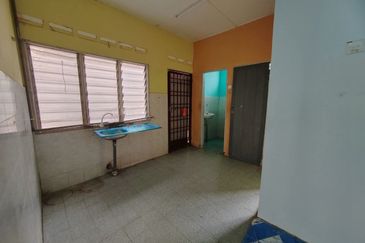 TAMAN SERI CHINCHIN (RUMAH AWAM)