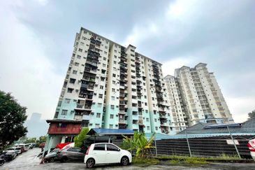 Pangsapuri Kenanga Sari