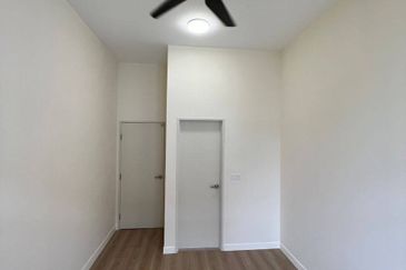 Monet Springtime @ Sunsuria City