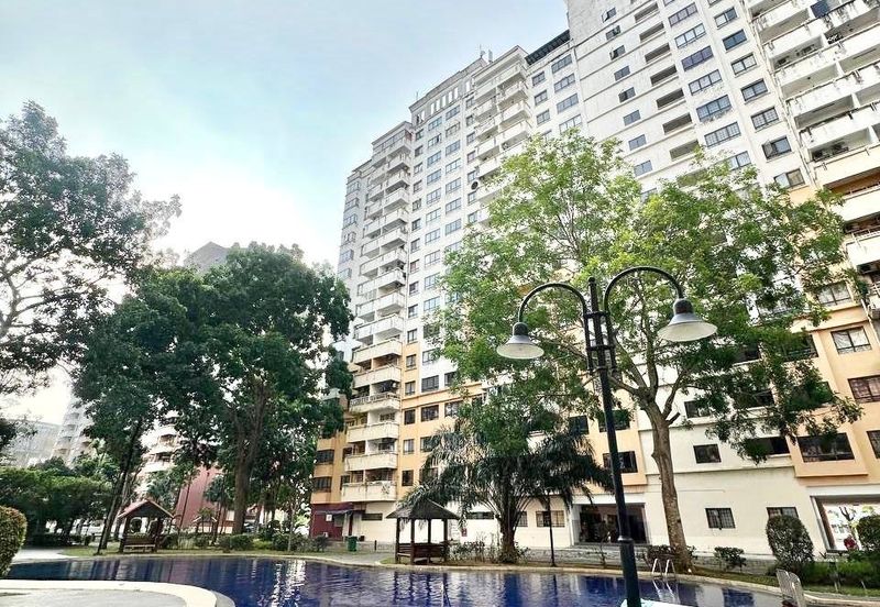 Vista Millennium Condominiums