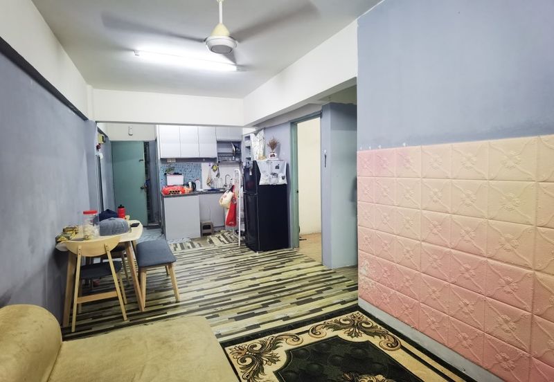 Saujana Ria Apartment