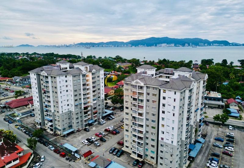 Taman Teluk Air Tawar Indah