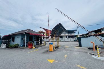 Taman Teluk Air Tawar Indah