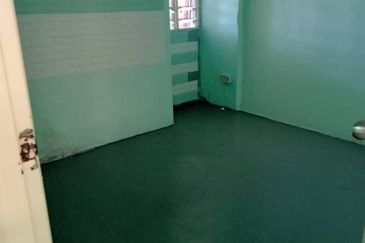 Flat Mutiara Fadason