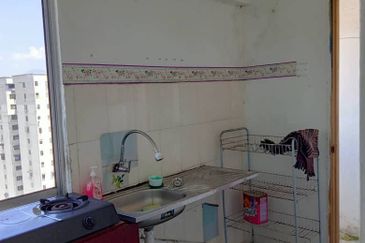 Flat Mutiara Fadason