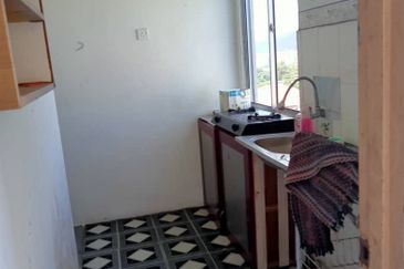 Flat Mutiara Fadason