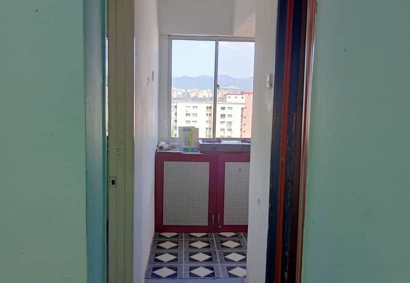 Flat Mutiara Fadason