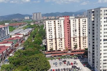 Flat Mutiara Fadason