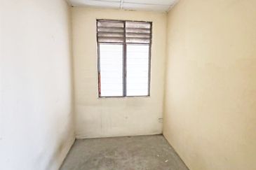 Pangsapuri Seri Perantau