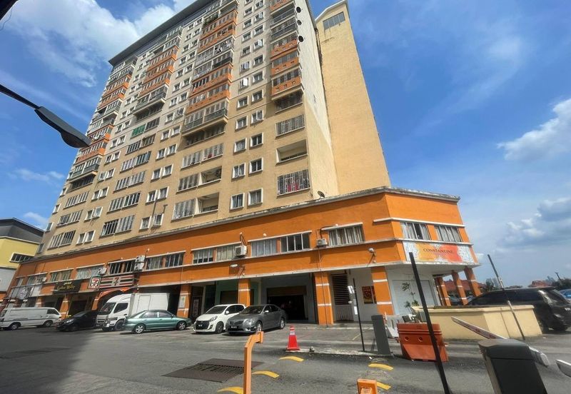 Residensi Bistaria, Ukay Bistari