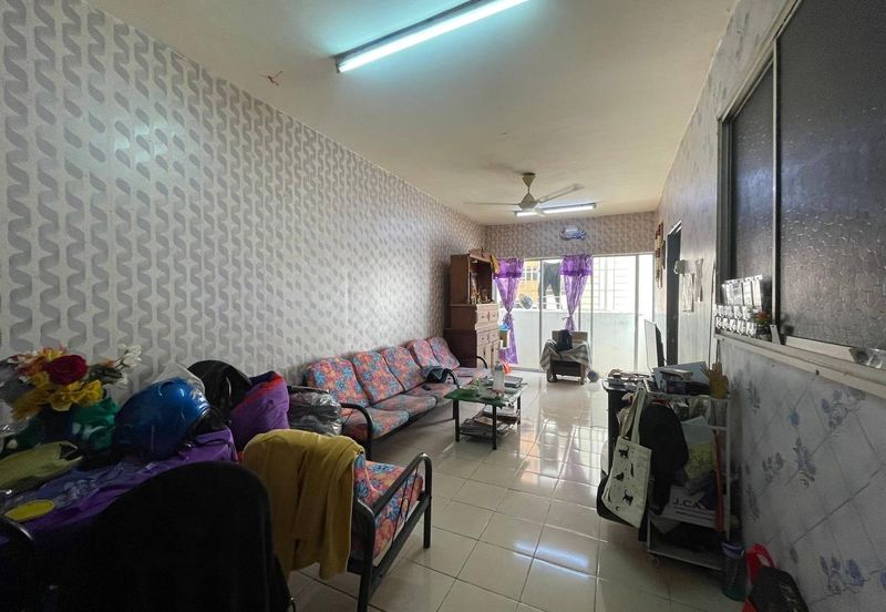 Residensi Bistaria, Ukay Bistari