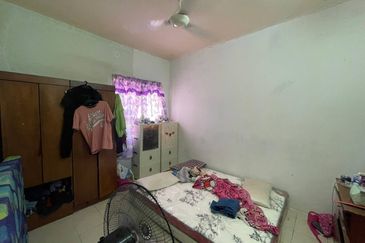 Residensi Bistaria, Ukay Bistari