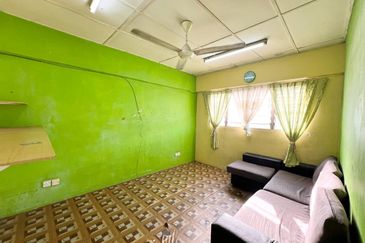 Flat PKNS, Seksyen 24