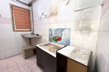 Flat PKNS, Seksyen 24