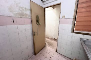 Flat PKNS, Seksyen 24