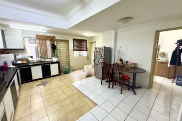 Taman Amanputra, Puchong South