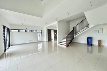 Elmina Green The Eighth @ City of Elmina