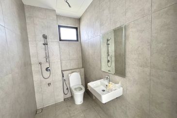 Elmina Green The Eighth @ City of Elmina