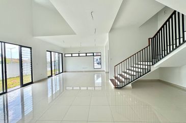 Elmina Green The Eighth @ City of Elmina