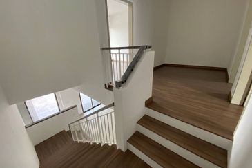 Casira 3 @ Bandar Bukit Raja