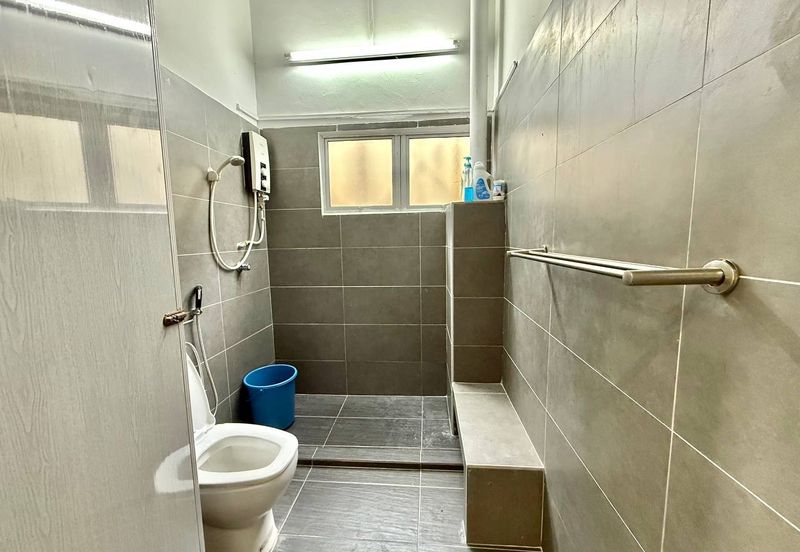 Teratai Mewah Condominium