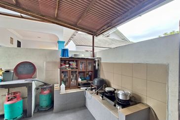 TAMAN KENANGA SEK 1(TAMAN TENGKERA)