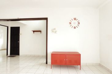 Pangsapuri Kristal (Crystal Tower), Taman Bukit Indah