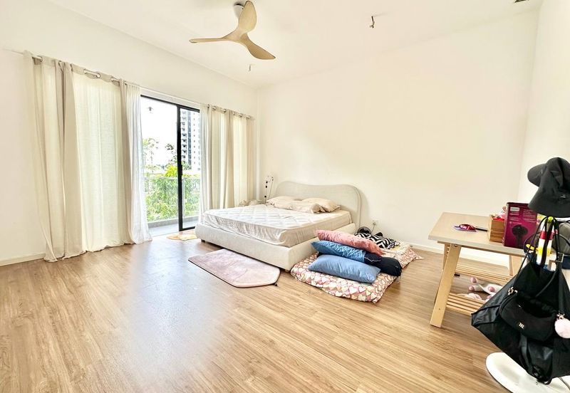 Freesia Residences @ Tropicana Aman