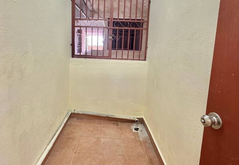 Pangsapuri Damai Mewah B