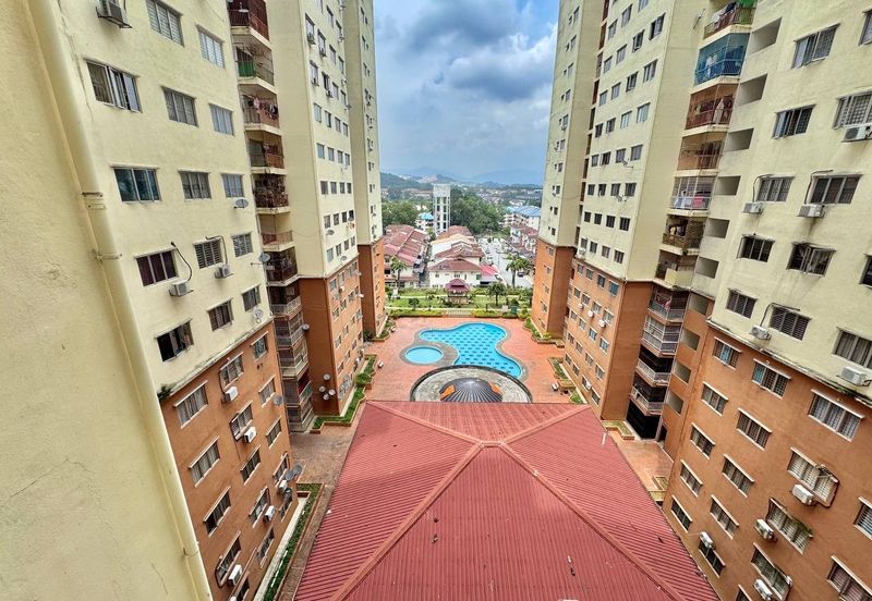 Pangsapuri Damai Mewah B